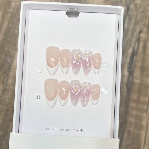 Floral-Design Reusable Press-On Nail Set Bowlift
