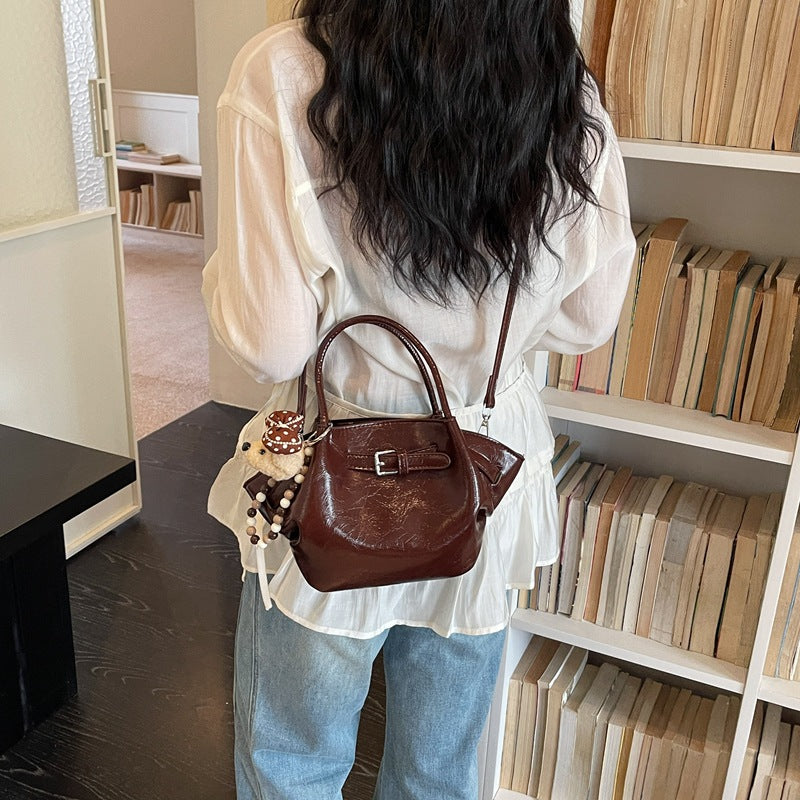Chic Bow Accent Handbag Bowlift