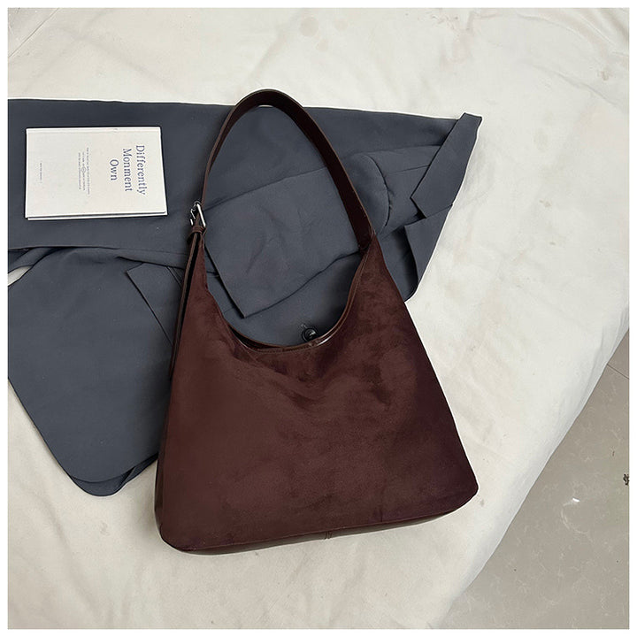 Elegant and Versatile Shoulder Bag Bowlift