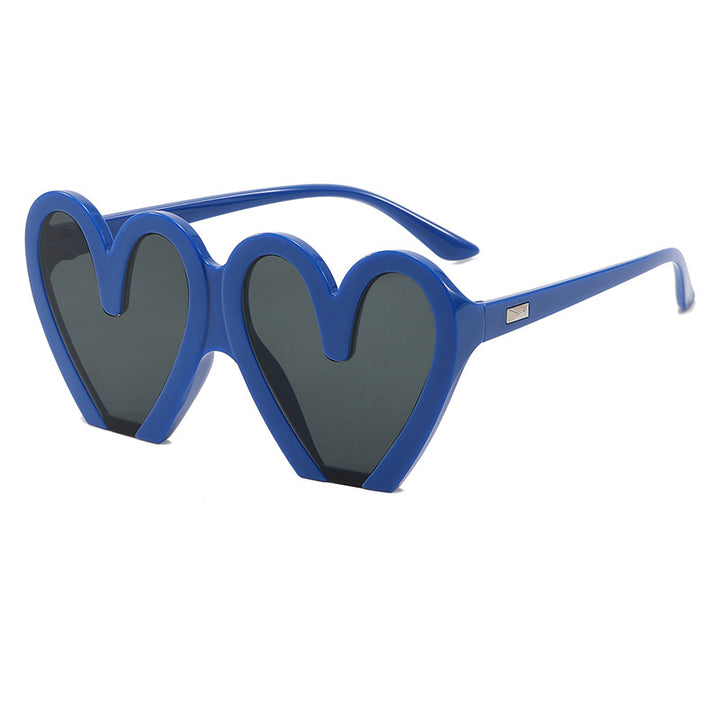 Women's Heart-Shaped Sunglasses with Striking Design Bowlift