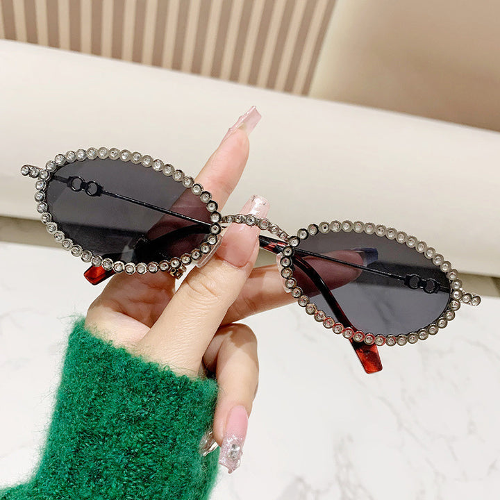 Ladies Designer Eyewear Frame with Extravagant Pearl Frame Bowlift