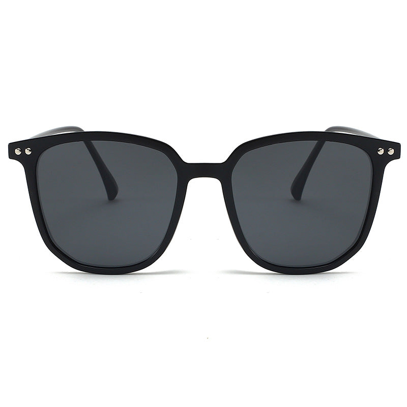 Women's fashionable oversized sunglasses with sturdy frame and UV protection Bowlift