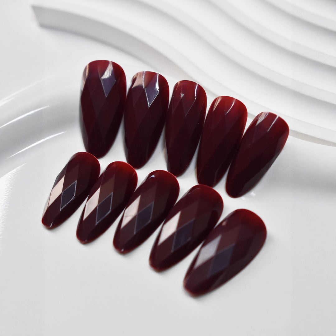 Premium Glossy Diamond-Shaped Press-On Nails Bowlift
