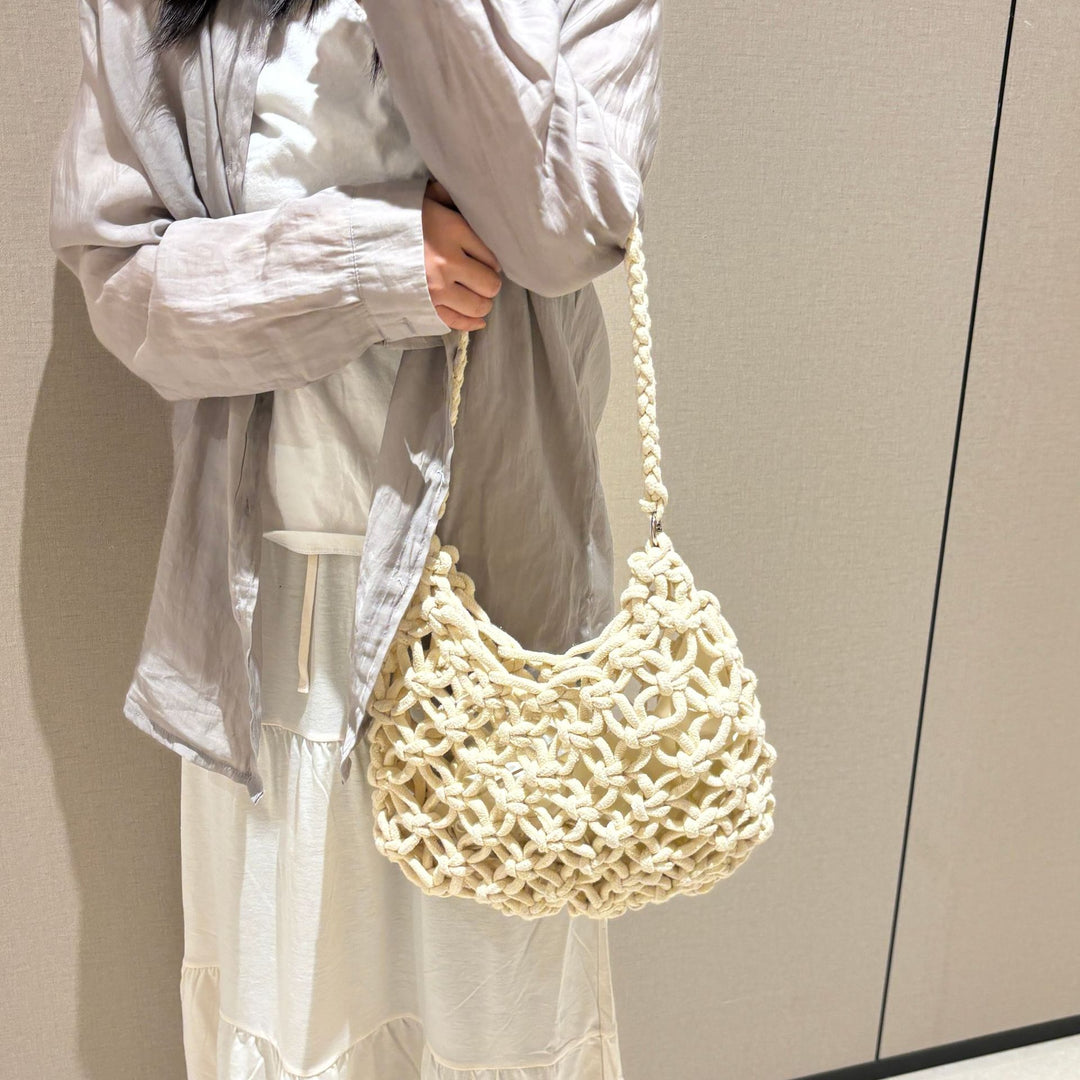 Hand-knotted Woven Shoulder Bag Bowlift