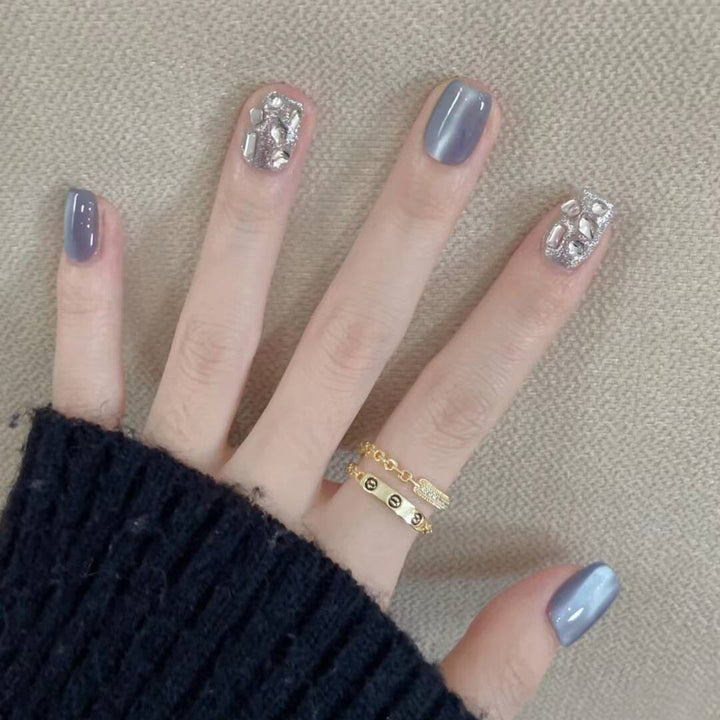 Decorative Press-On Nail Design Set Bowlift