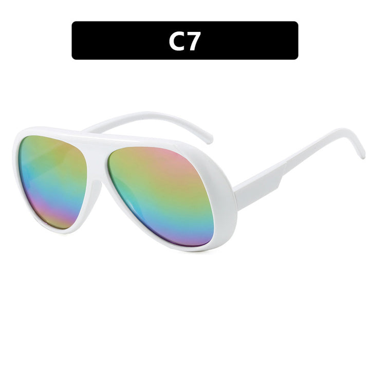 Women's sporty sunglasses in a futuristic design Bowlift