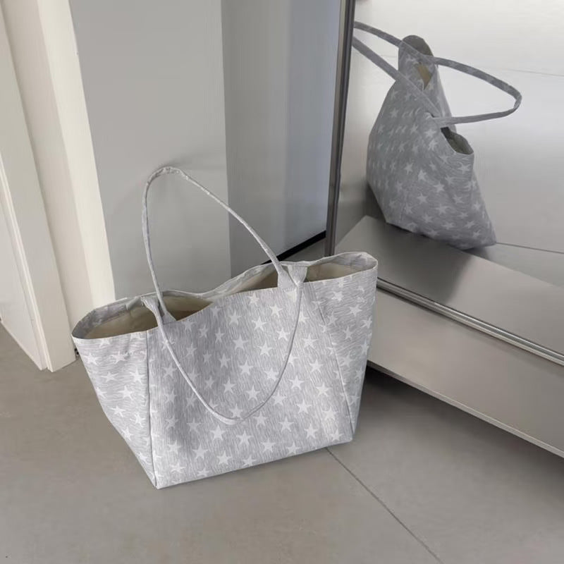 Shopping bag with modern star pattern Bowlift
