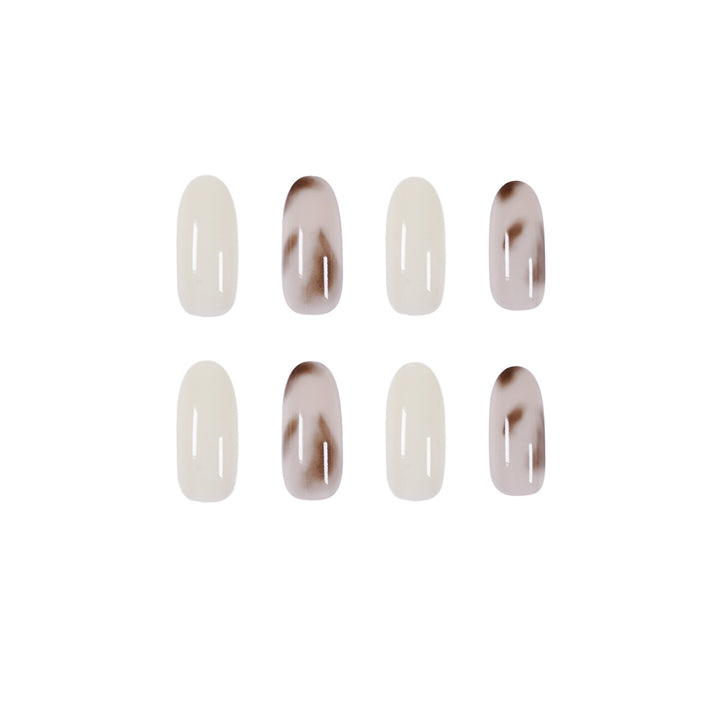 Artful Gel Nails with Elegant Ombre Effect Bowlift