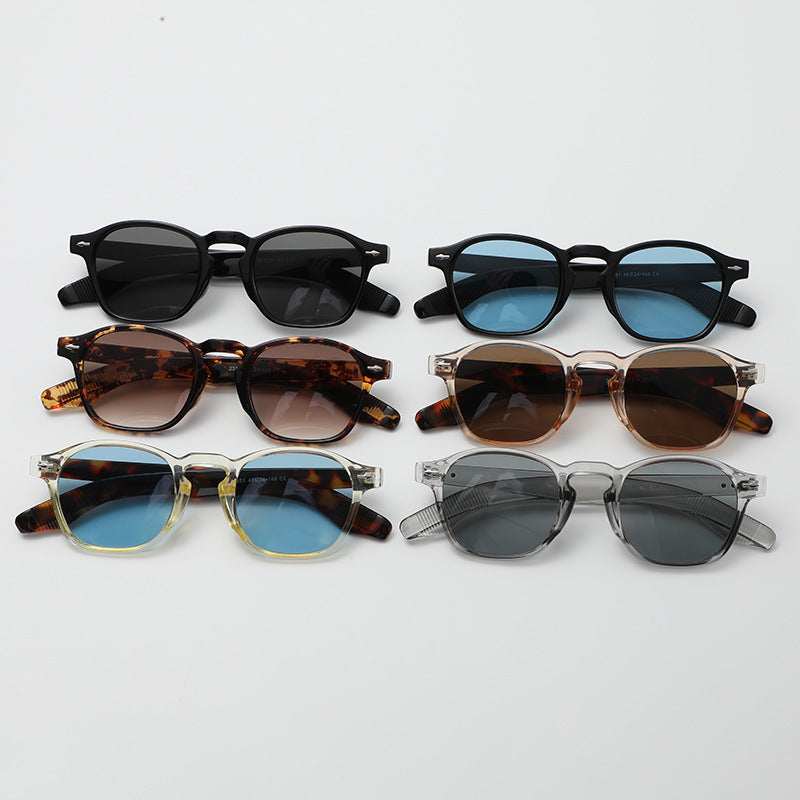 Women rebellious retro-inspired sunglasses Bowlift