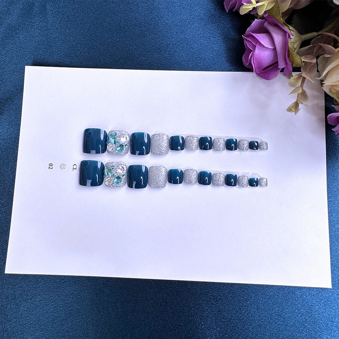 Nail art with glamorous rhinestone accents Bowlift