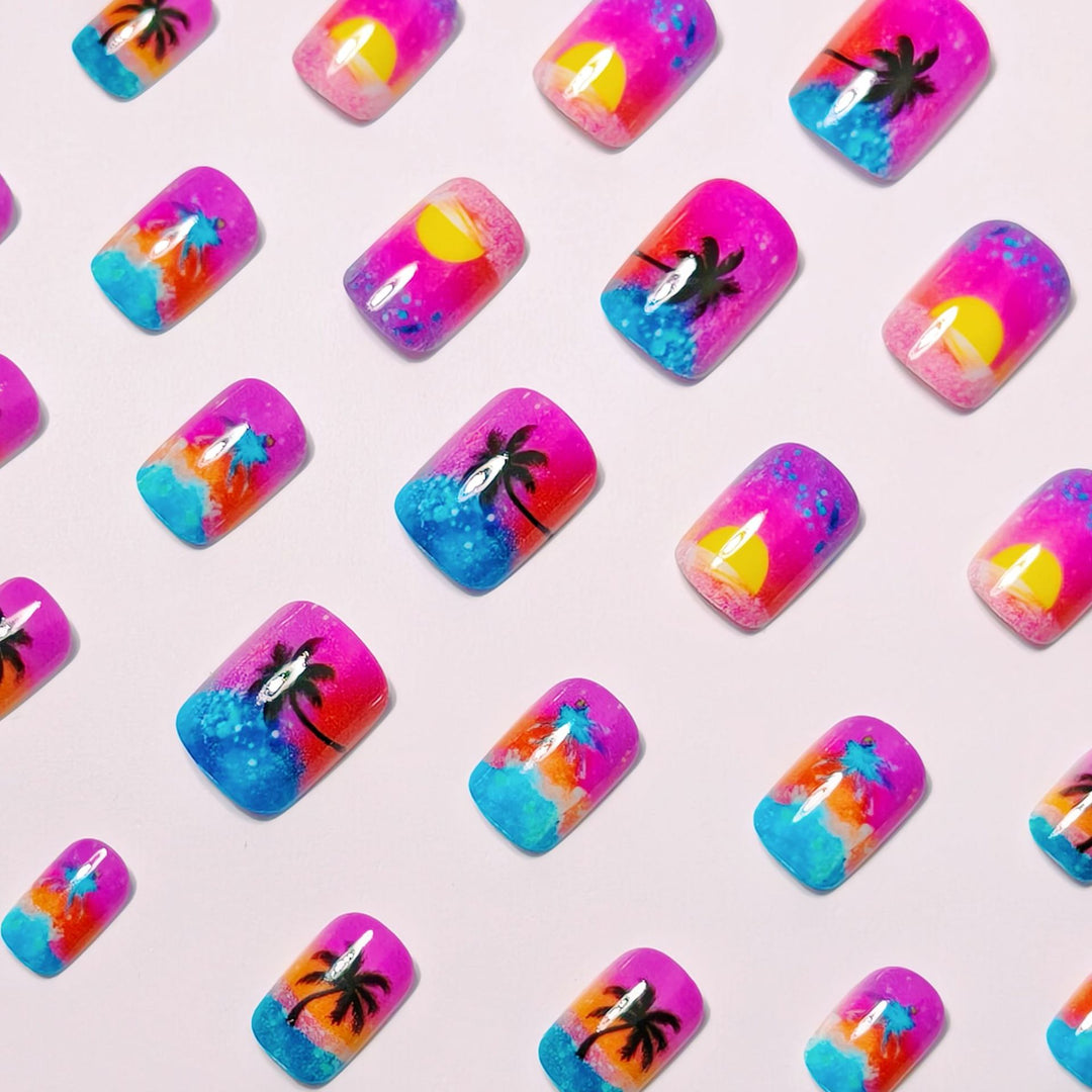Artificial nails with luminous sunset design Bowlift