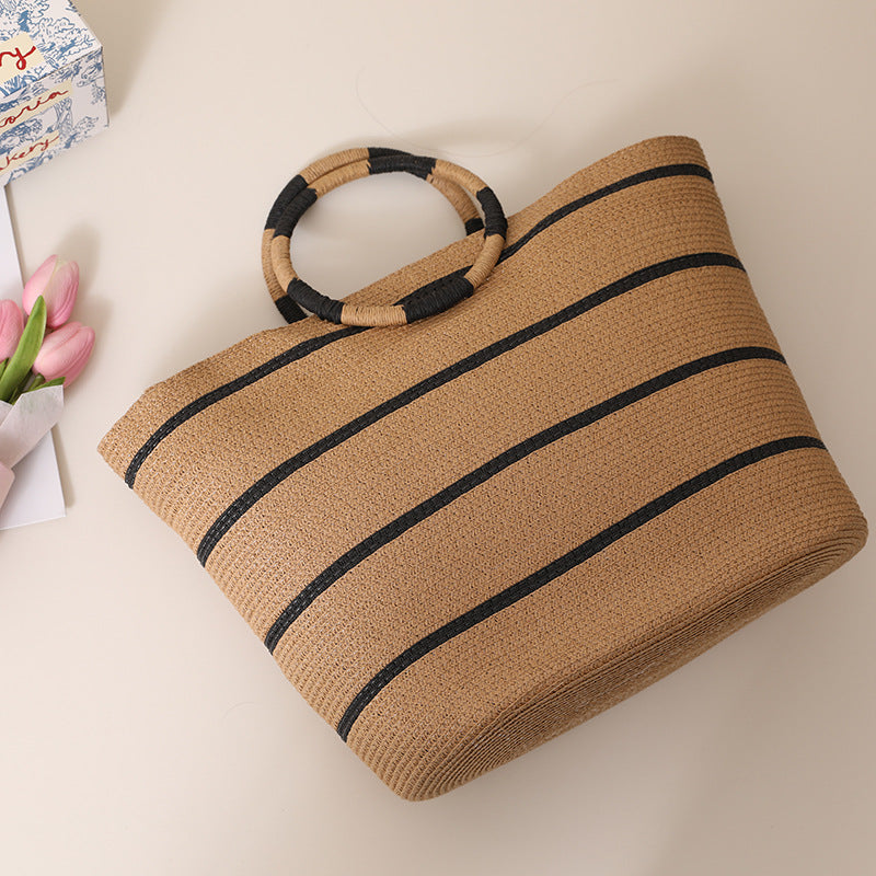 Fashionable Bast Bag Bowlift