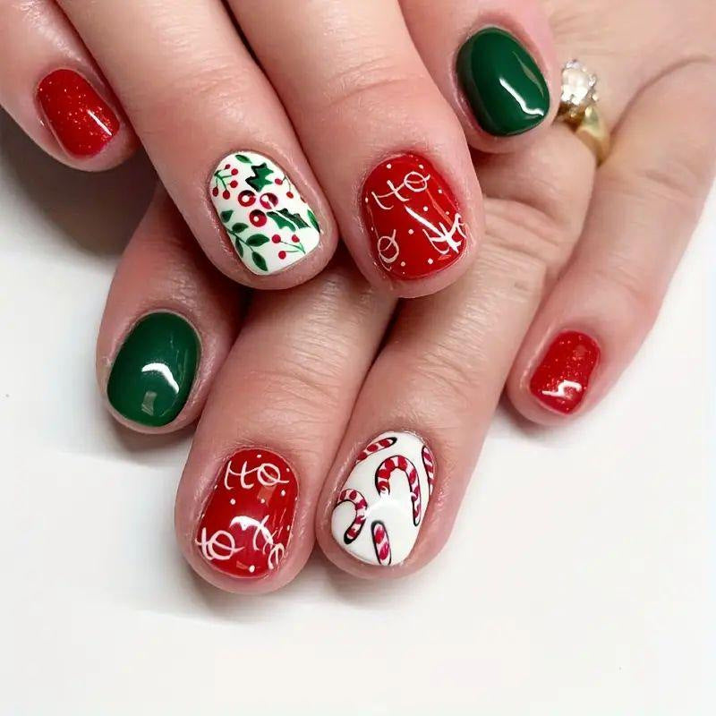 Artistic Winter-Themed Nail Art Bowlift