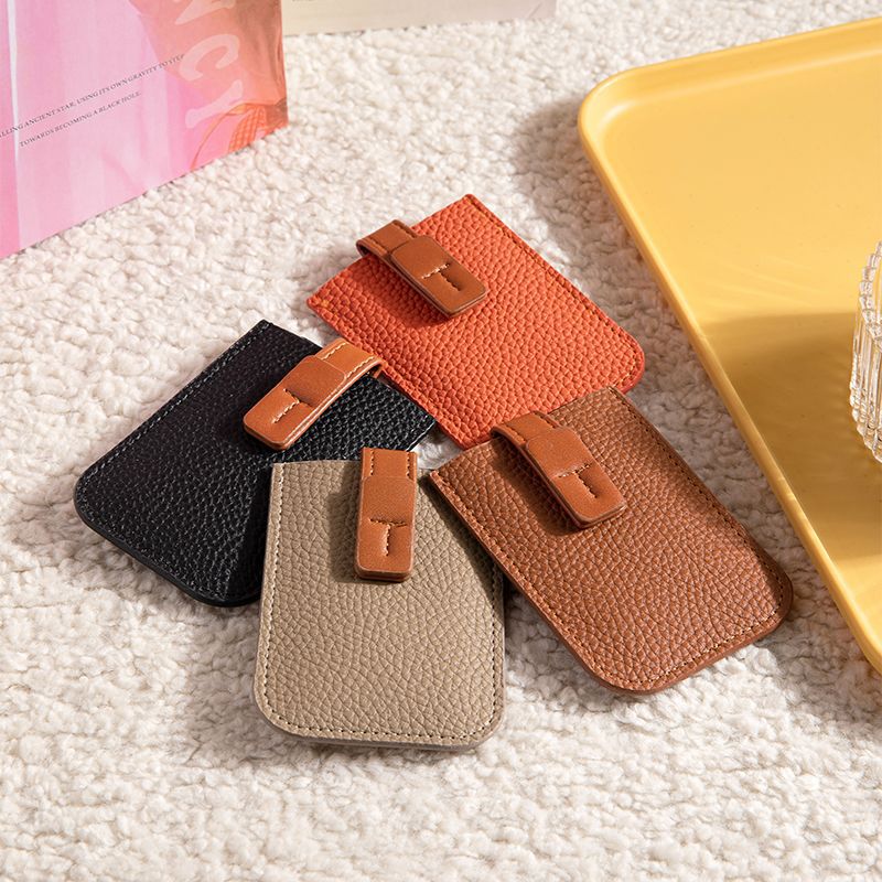 Minimalist RFID-Blocking Leather Card Holder Bowlift