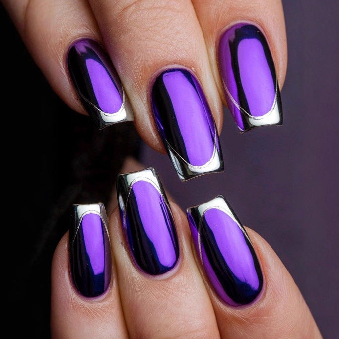 Creative Nail Art with Exotic Leaf Design Bowlift