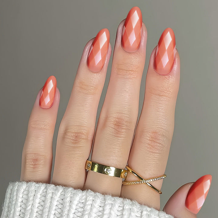 Diamond-Shaped Glossy Nail Extensions Bowlift