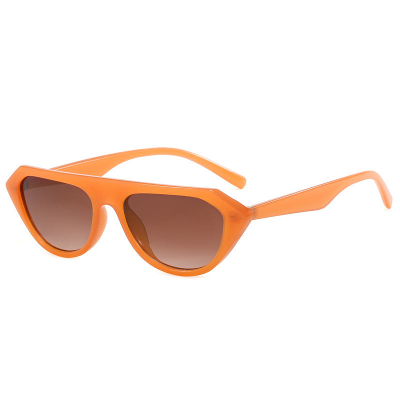 Women's fashionable sunglasses in an eye-catching style mix Bowlift