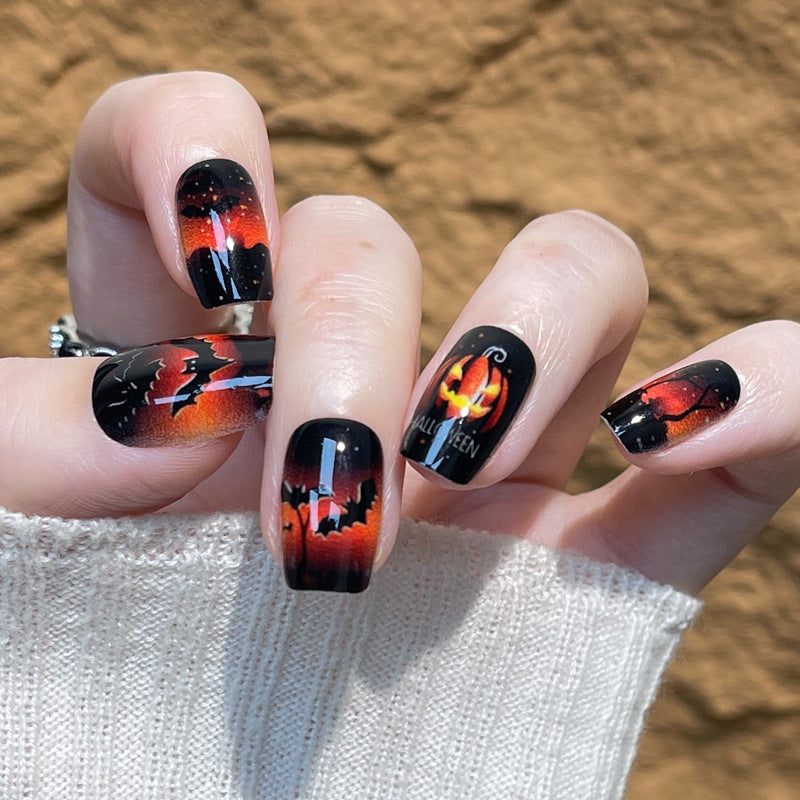 Halloween-Themed Press-On Nail Art Set Bowlift