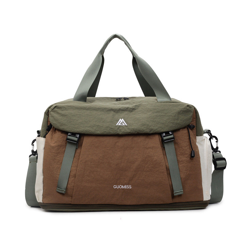 Versatile Multi-Pocket Weekender Duffel