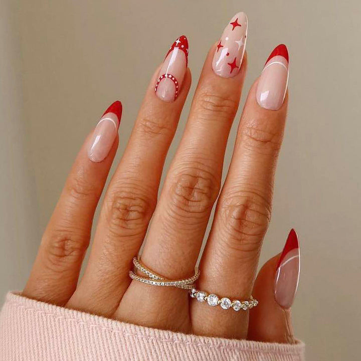 Artificial nail set with elegant pointed accents Bowlift