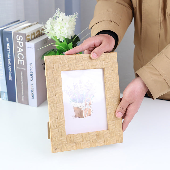 Artful Picture Frame Made of Natural Rattan Bowlift