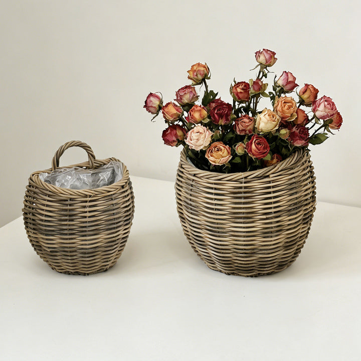 Decorative storage basket with handle Bowlift