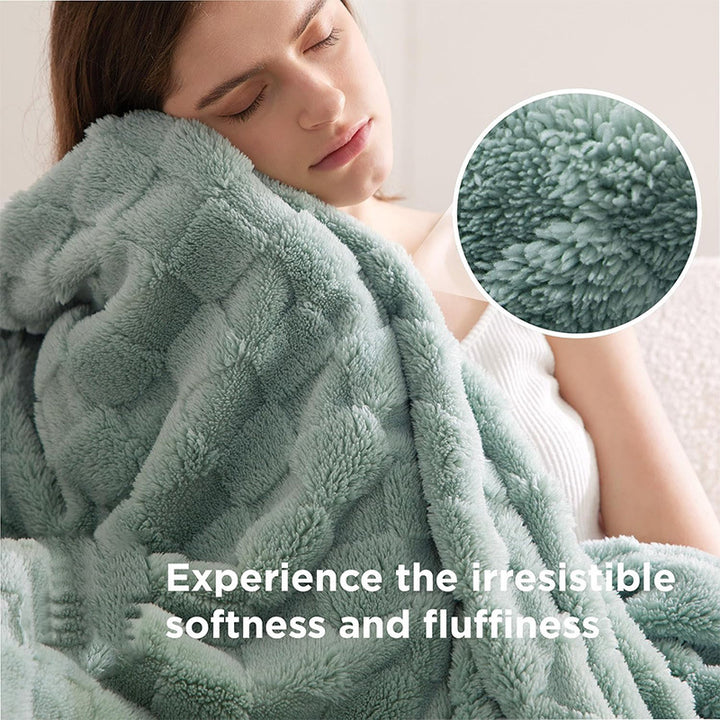 Reversible Cozy Fleece Blanket Bowlift
