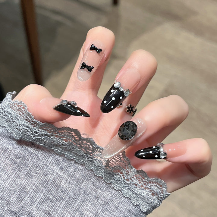 Decorative Rhinestone-Embellished Press-On Nail Extensions Bowlift