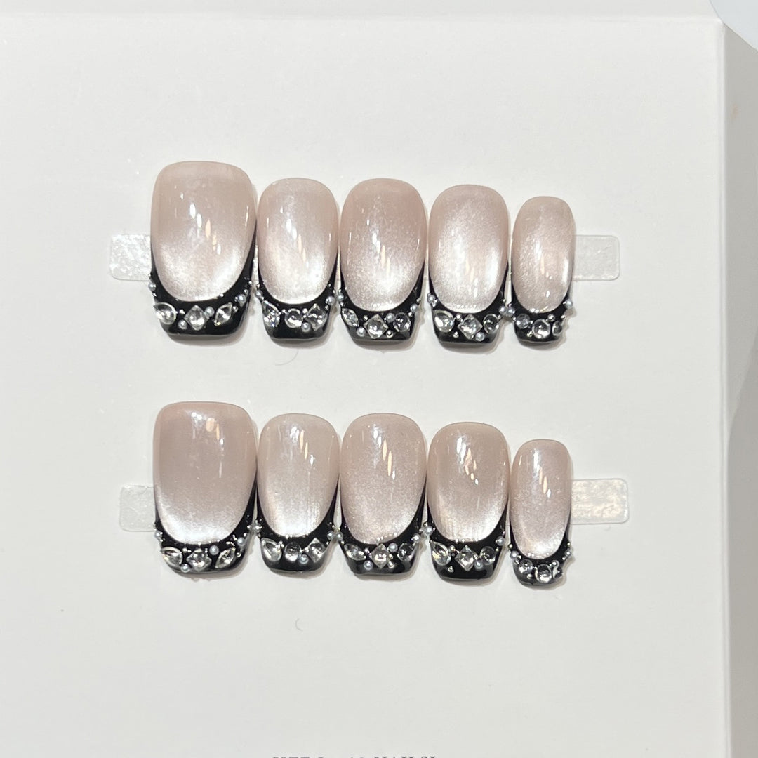 Decorative Rhinestone Tip Press-On Nails Bowlift