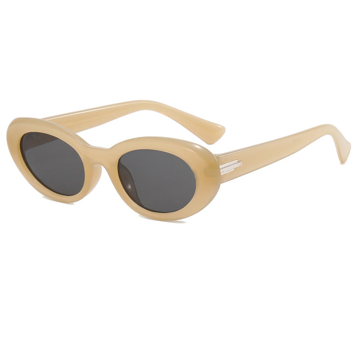 Ladies stylish sunglasses in extravagant design Bowlift