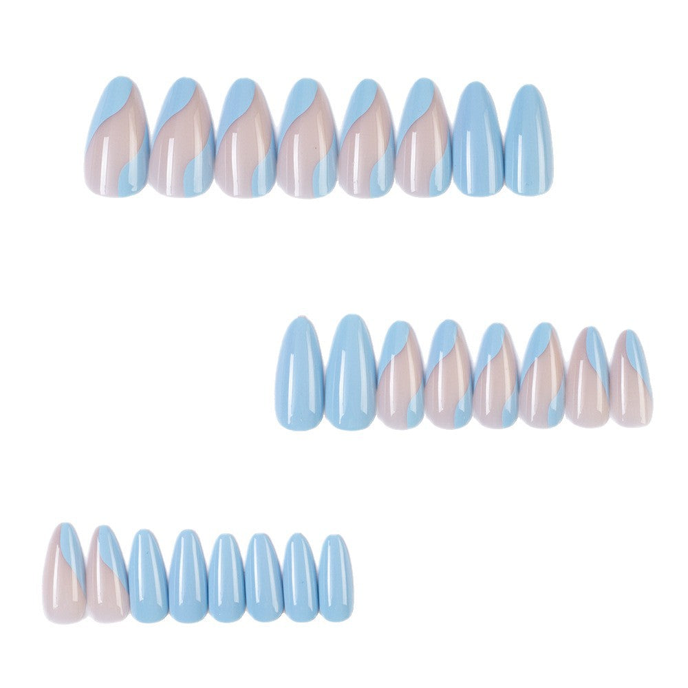 Artificial nails in elegant stiletto design Bowlift