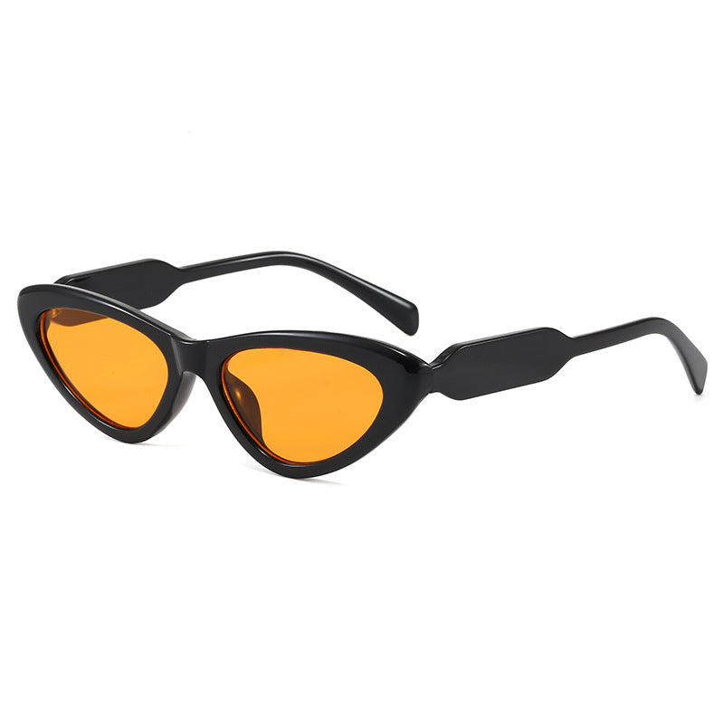 Chic Cat-Eye Sunglasses with Unique Frame Bowlift