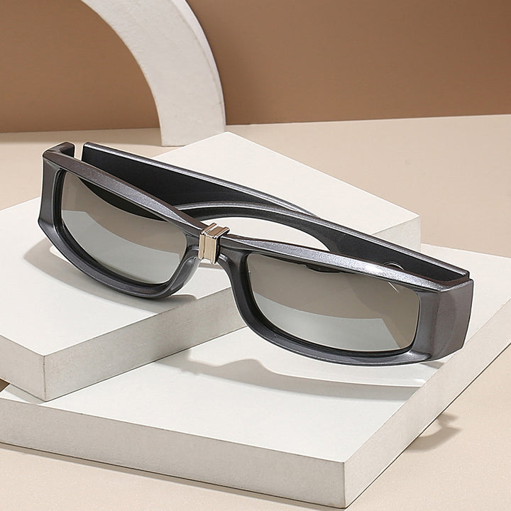 Women's sports glasses with innovative frame and polarized lenses Bowlift