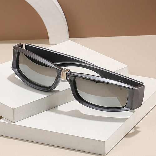 Women's sports glasses with innovative frame and polarized lenses Bowlift