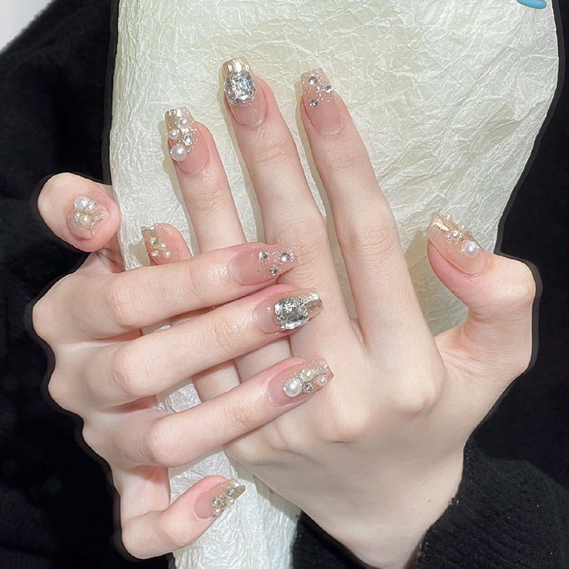 Artificial nail set with elegant pearl and glitter design Bowlift