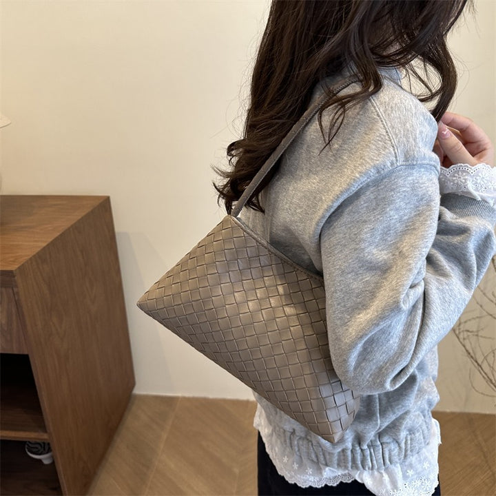 WoWoven Leather Handbag Bowlift