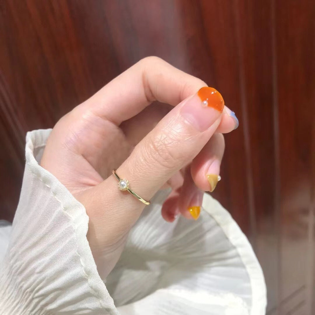 Creative artificial nails with geometric accents Bowlift