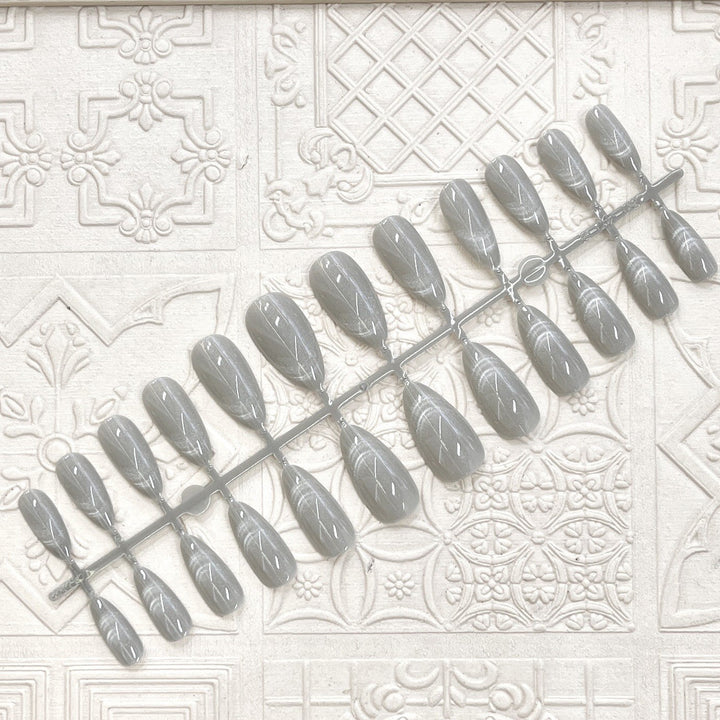 Glossy Elegant Almond-Shaped Press-On Nails Bowlift