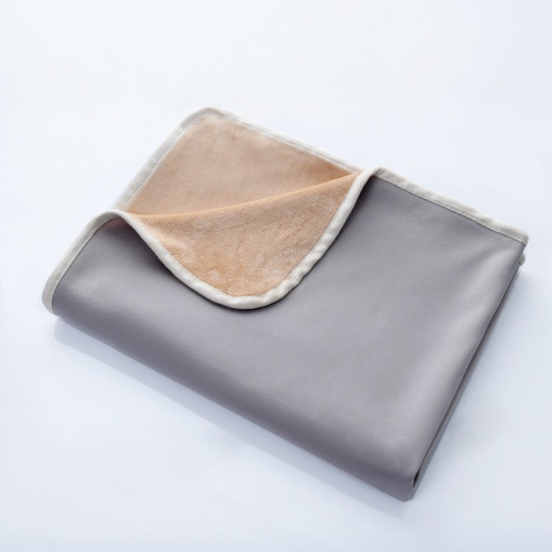 Women's cozy and comfortable blanket Bowlift