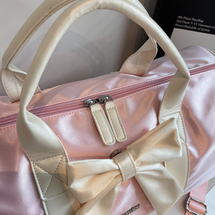 Women's Sporty Travel Bag with Adjustable Shoulder Strap Bowlift