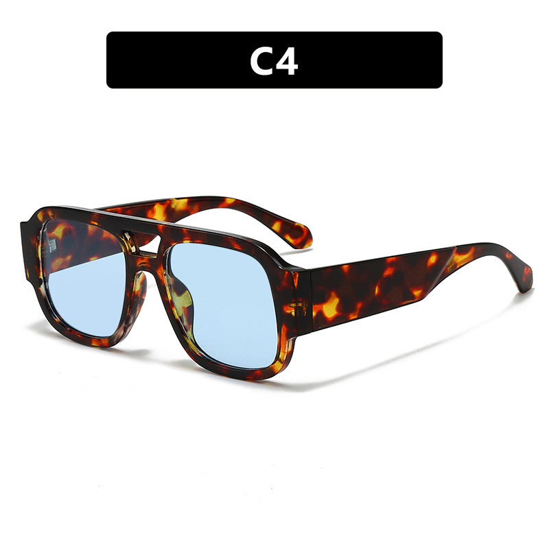 Ladies modern sunglasses in elegant rectangular design Bowlift