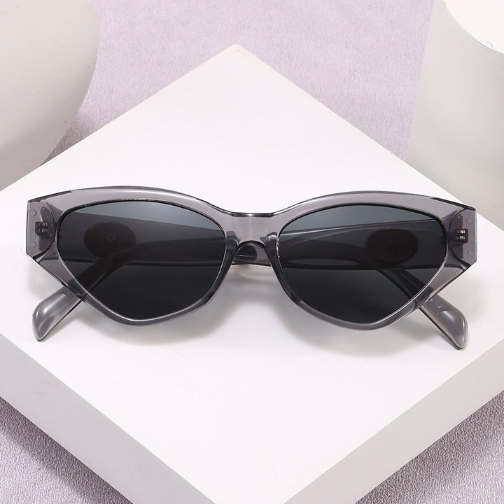 Ladies fashionable sunglasses in elegant design Bowlift