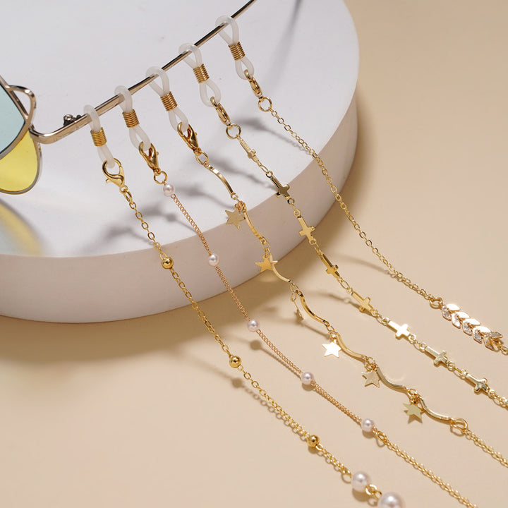 Fashionable Star-Embellished Eyewear Chain Bowlift