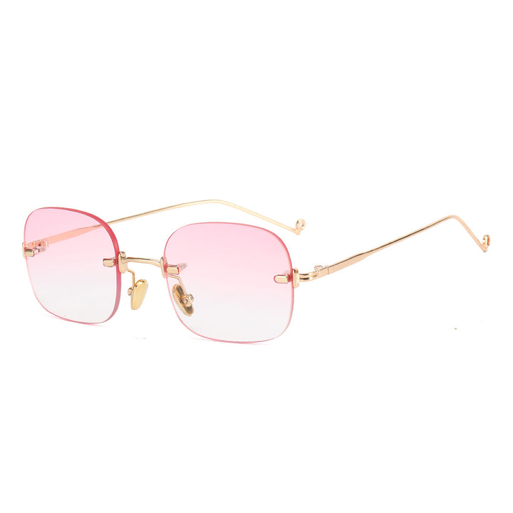 Women's Elegant Square Sunglasses with Luxurious Metal Frame Bowlift