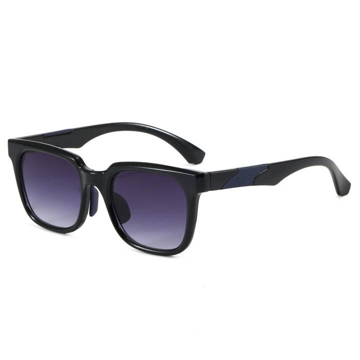 Women's Sporty Sunglasses in Modern Design Bowlift