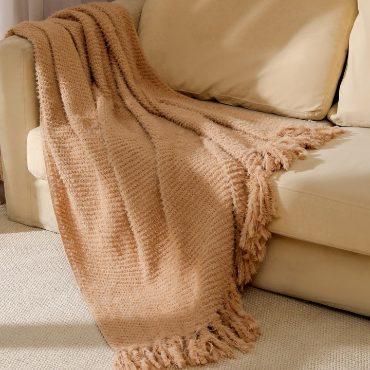 Women's knitted blanket with softest fleece and decorative fringes Bowlift
