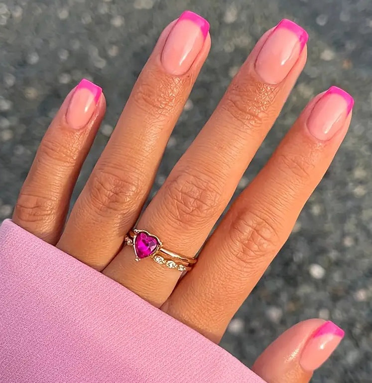 Elegant French Tip Nail Art Bowlift