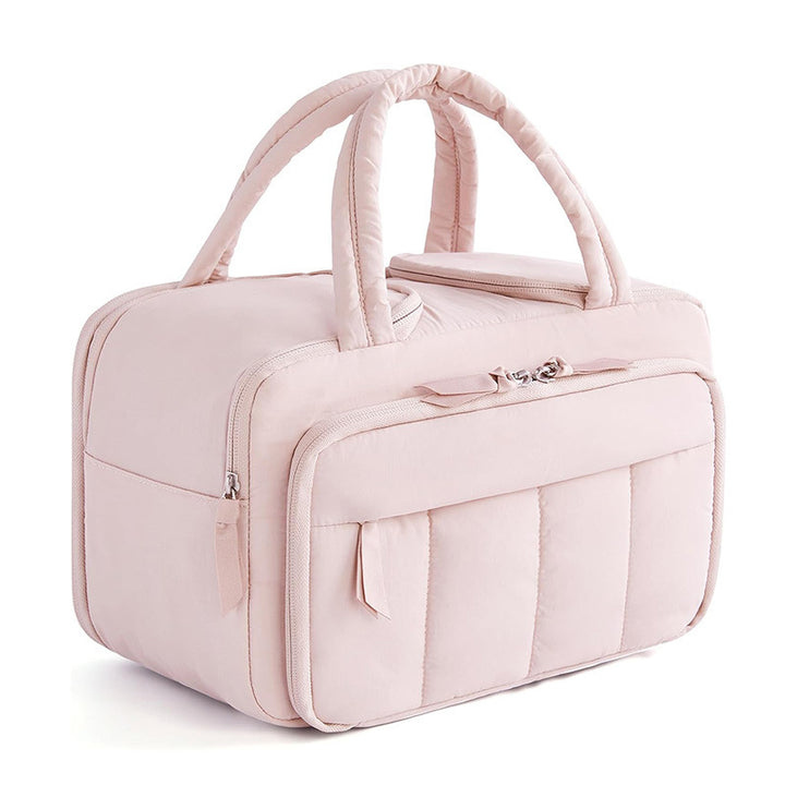 Elegant and Functional Cosmetic Bag Bowlift