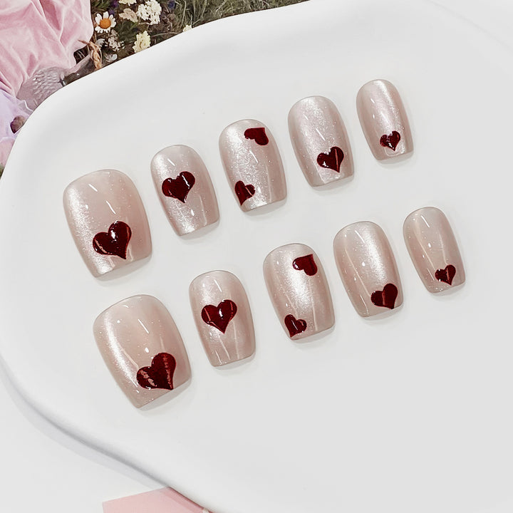 Artificial nail tips with heart design Bowlift