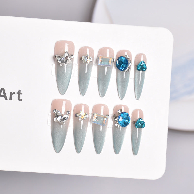 Glamorous Heart-Themed Press-On Nail Set Bowlift